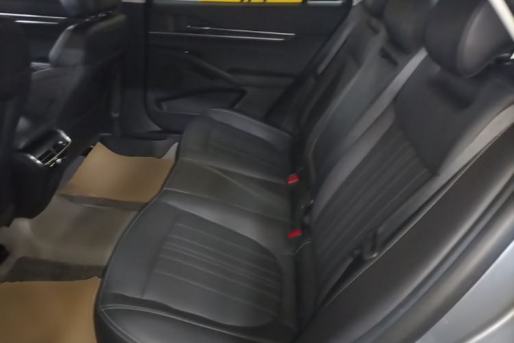 Used Ford Mondeo 2025 1.5T EcoBoost Luxury Version Left Rear Seat