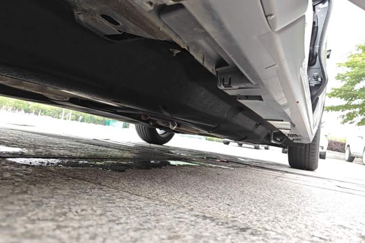 Used Ford Mondeo 2025 1.5T EcoBoost Luxury Version Left Side Sill