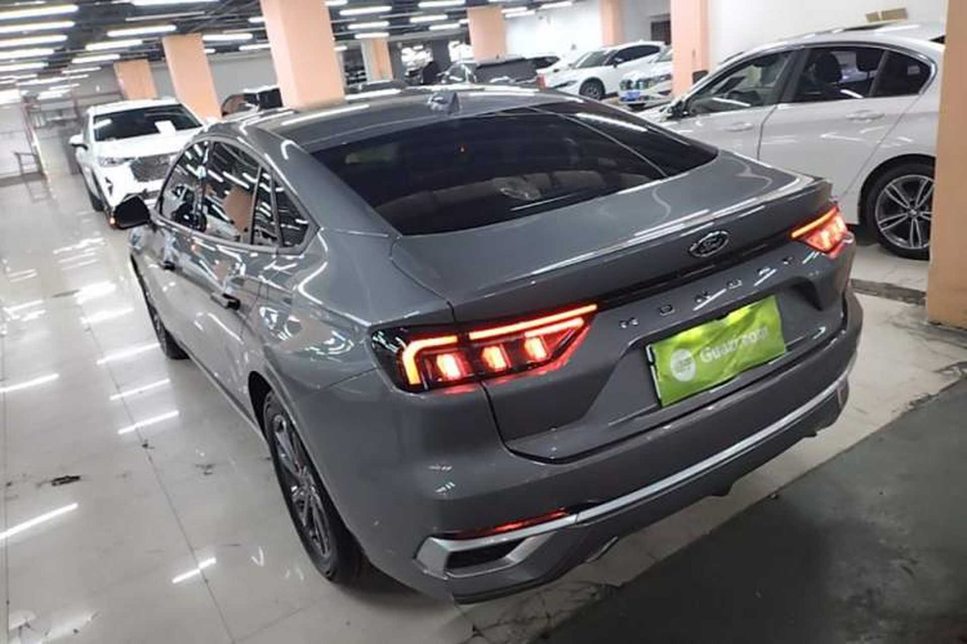 Used Ford Mondeo 2025 2.0T EcoBoost Luxury Version Rear Left 45 Deg