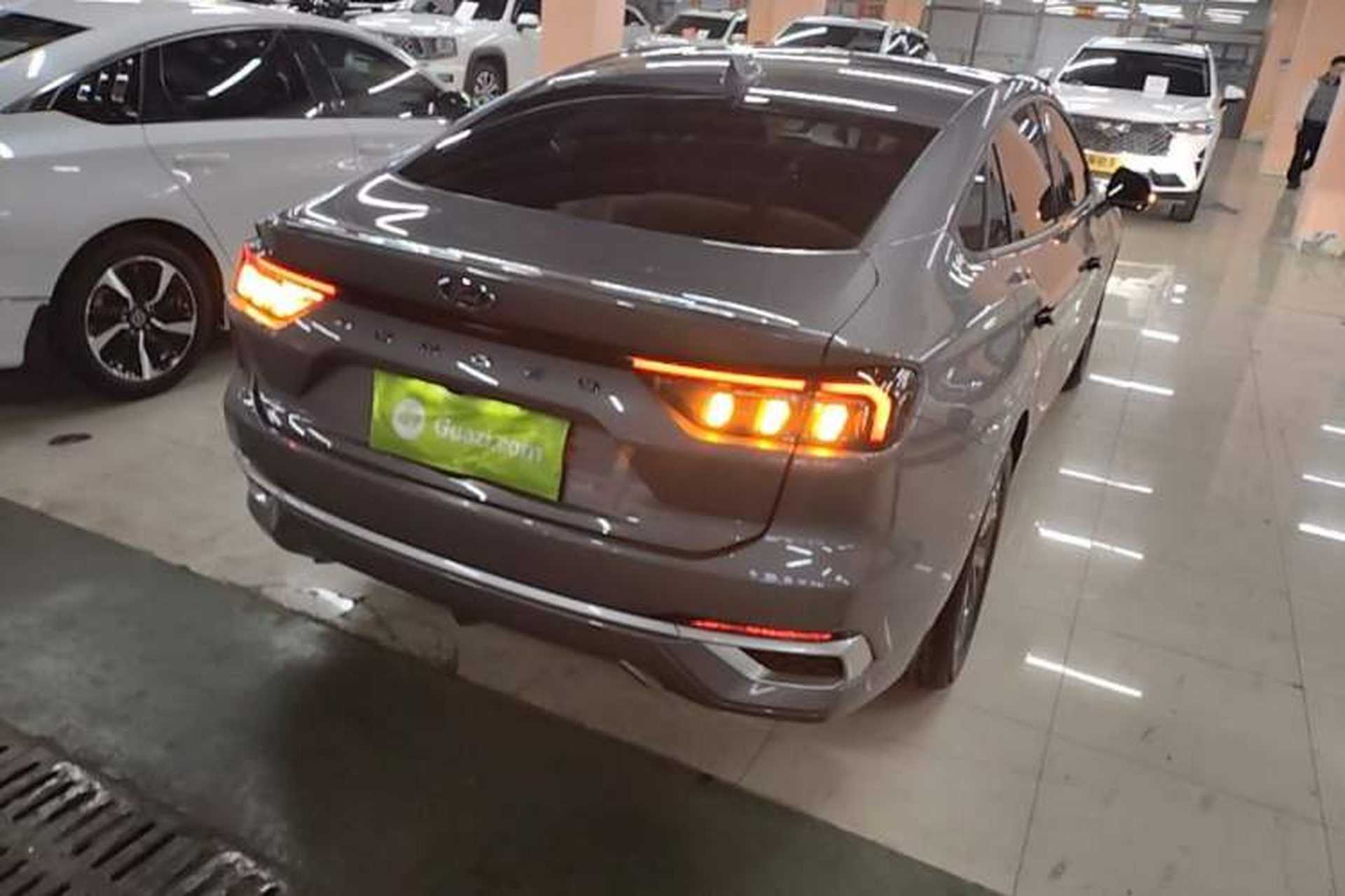 Used Ford Mondeo 2025 2.0T EcoBoost Luxury Version Rear Right 45 Deg