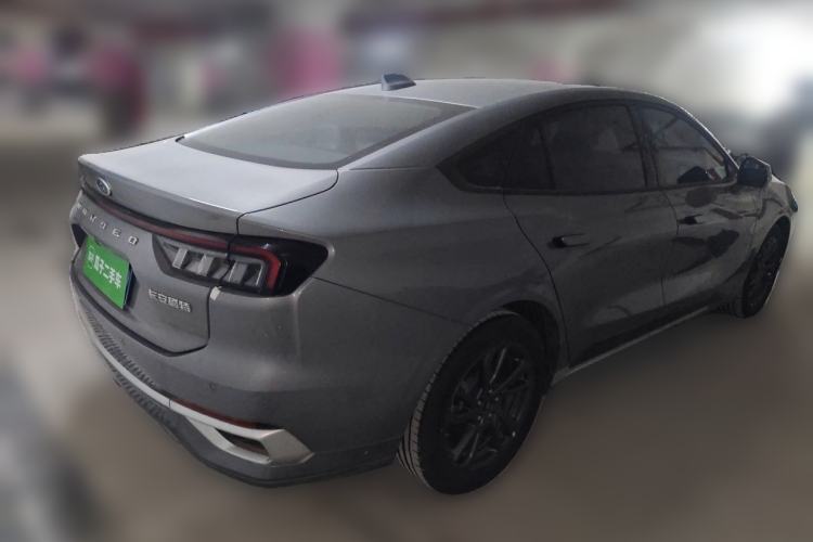 Used Ford Mondeo 2025 1.5T EcoBoost Luxury Version Rear Right 45 Deg