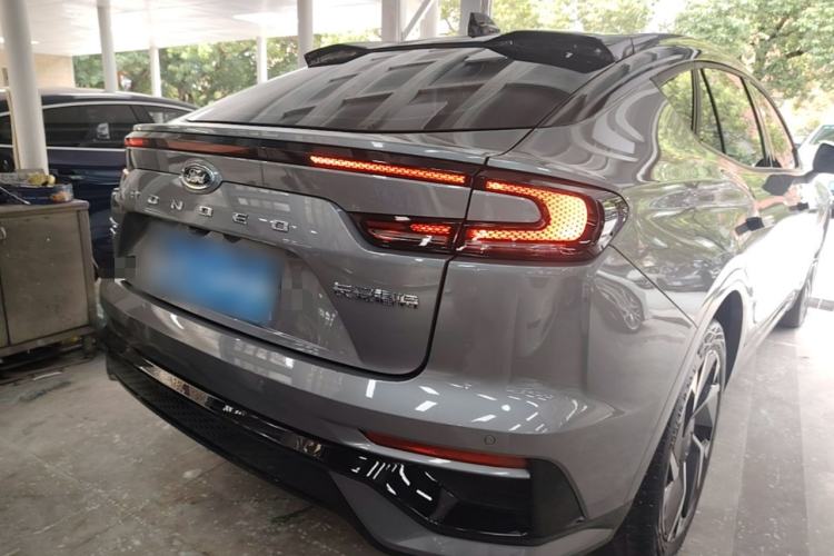 Used Ford Mondeo 2025 2.0T EcoBoost E Hybrid Sport Edition ST-Line Rear Right 45 Deg