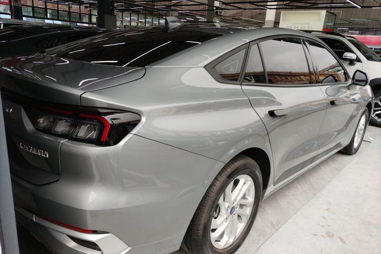 Used Ford Mondeo 2025 1.5T EcoBoost Comfort Version Rear Right 45 Deg