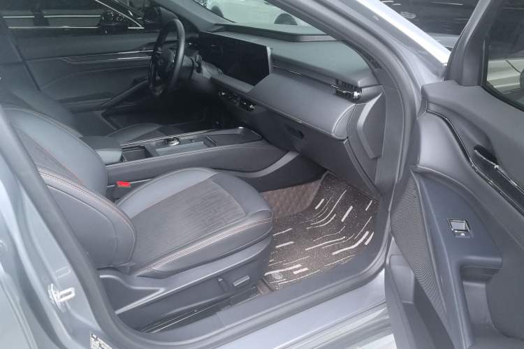 Used Ford Mondeo 2025 1.5T EcoBoost Comfort Version Right Front Seat