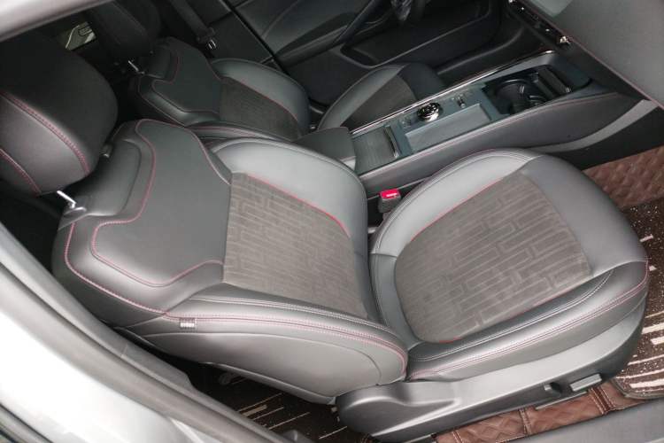 Used Ford Mondeo 2025 1.5T EcoBoost Comfort Version Right Front Seat
