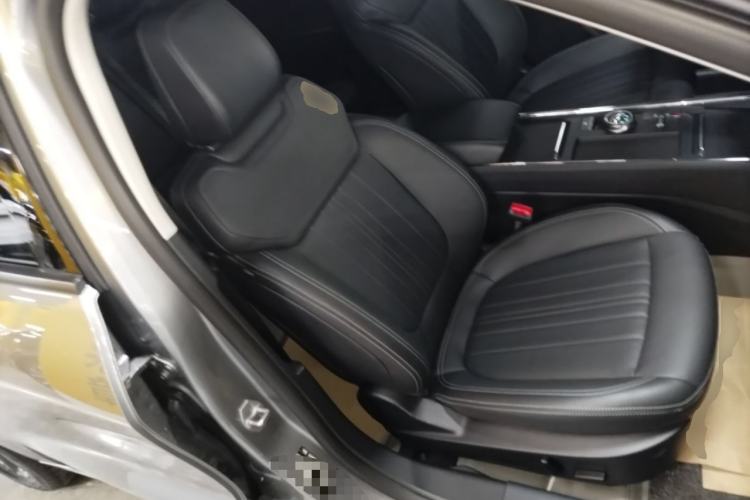 Used Ford Mondeo 2025 1.5T EcoBoost Luxury Version Right Front Seat