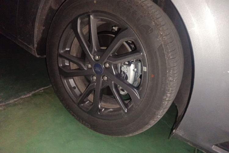 Used Ford Mondeo 2025 1.5T EcoBoost E Hybrid Luxury Edition Right Front Wheel Hub