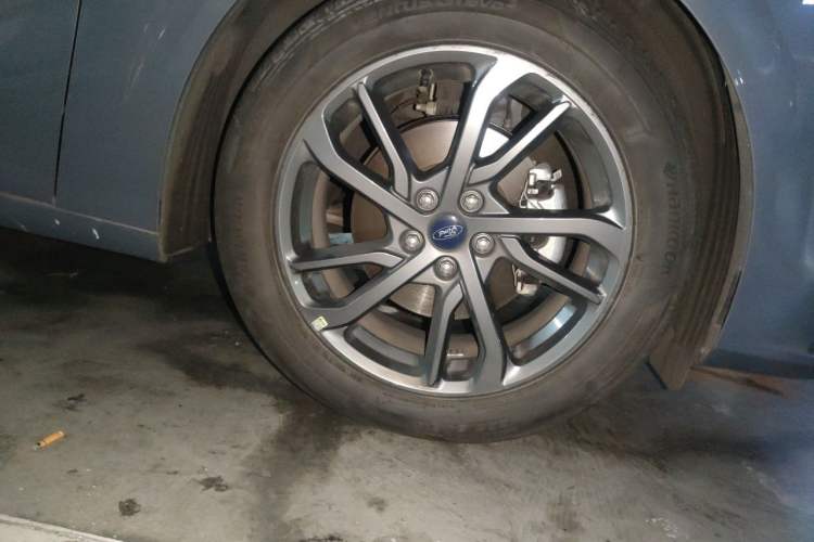 Used Ford Mondeo 2025 1.5T EcoBoost E Hybrid Luxury Edition Right Front Wheel Hub
