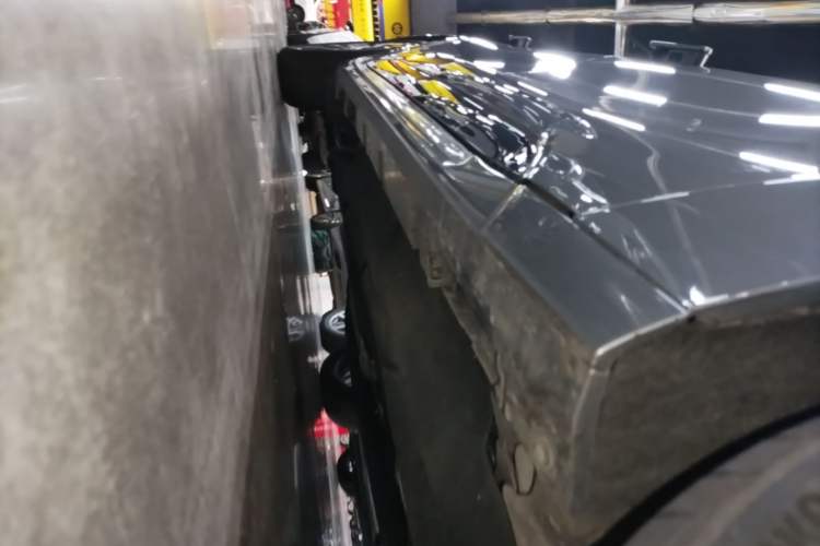 Used Ford Mondeo 2025 2.0T EcoBoost Ultimate Edition Right Side Sill