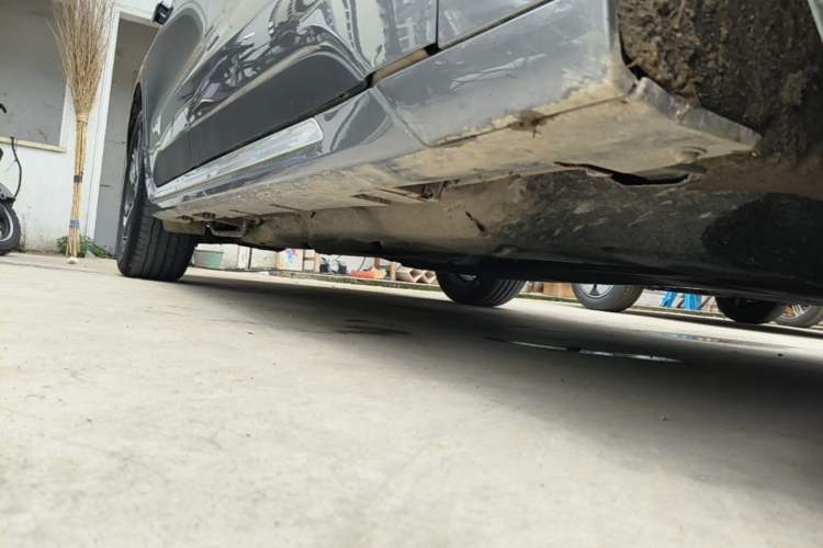 Used Ford Mondeo 2025 1.5T EcoBoost Luxury Version Right Side Sill