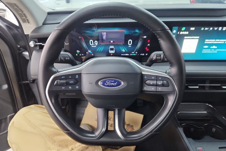 Used Ford Mondeo 2025 2.0T EcoBoost Luxury Version Steering Wheel