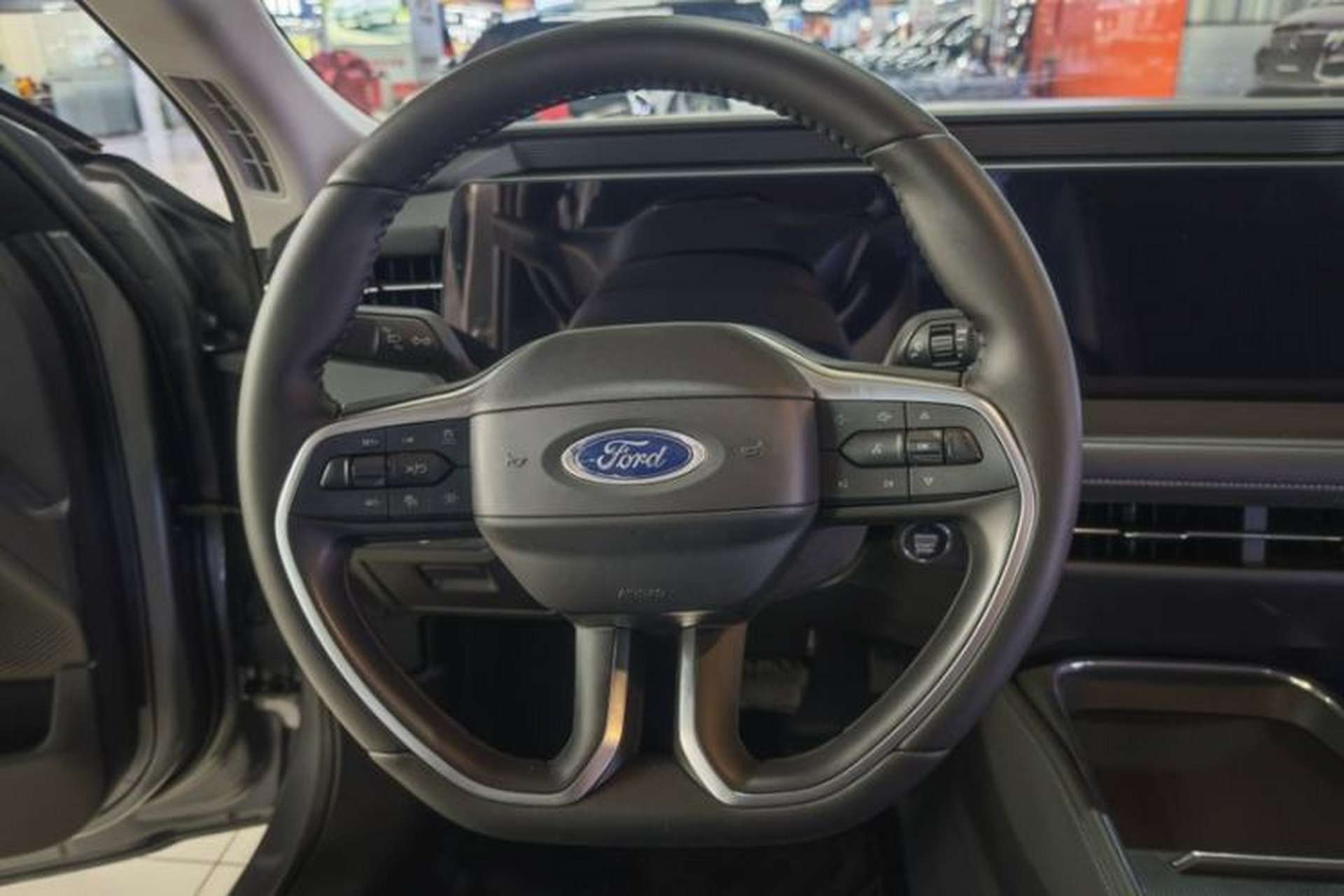 Used Ford Mondeo 2025 2.0T EcoBoost Luxury Version Steering Wheel