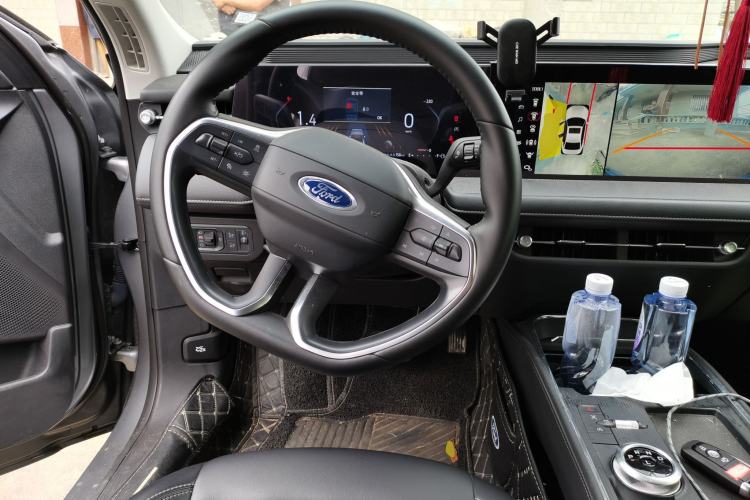 Used Ford Mondeo 2025 2.0T EcoBoost Luxury Version Steering Wheel