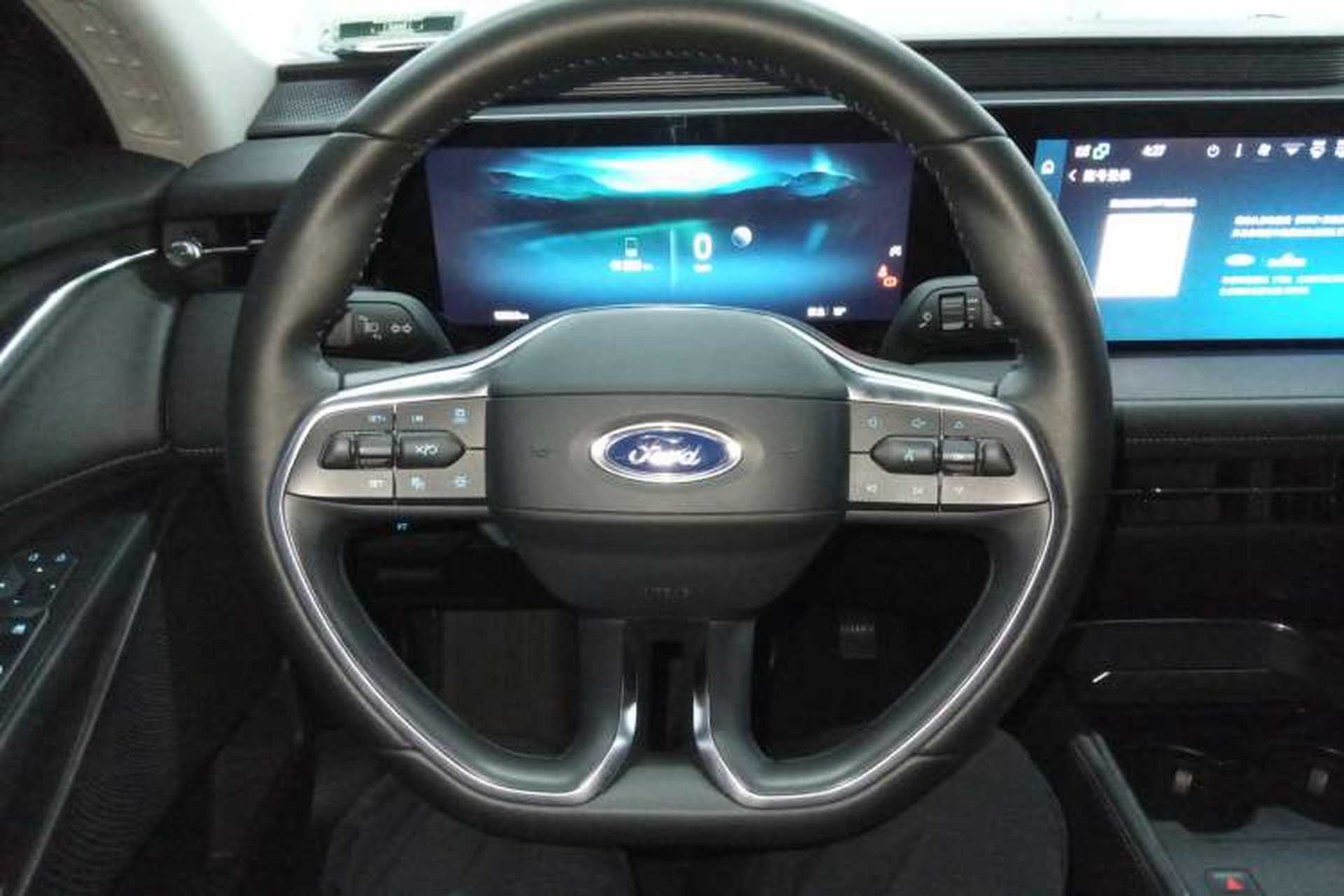Used Ford Mondeo 2025 2.0T EcoBoost Luxury Version Steering Wheel