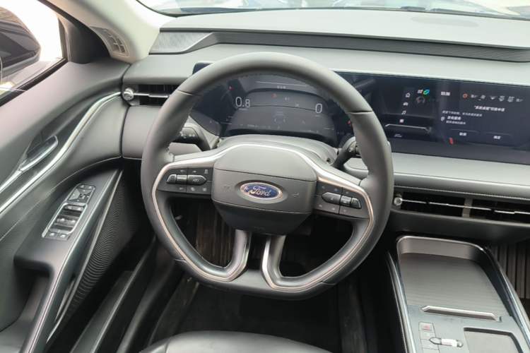 Used Ford Mondeo 2025 1.5T EcoBoost Luxury Version Steering Wheel