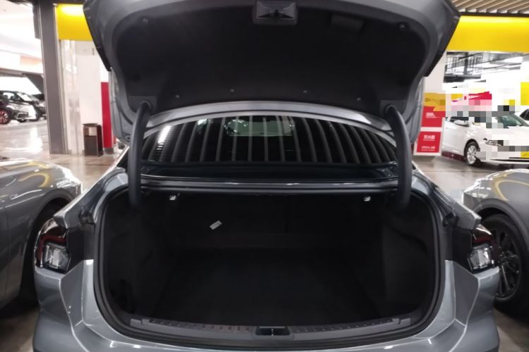 Used Ford Mondeo 2025 2.0T EcoBoost Ultimate Edition Trunk