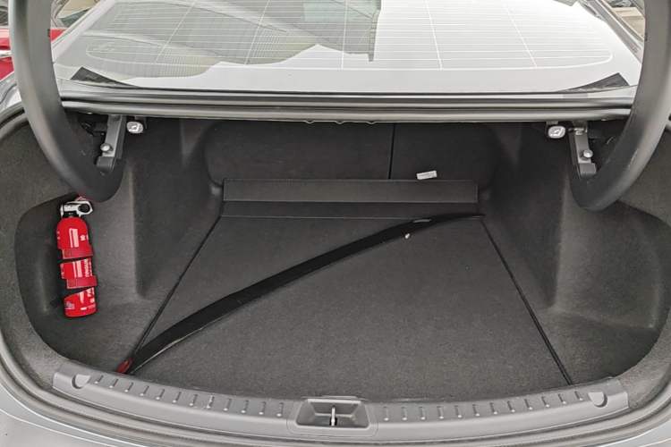 Used Ford Mondeo 2025 1.5T EcoBoost Luxury Version Trunk