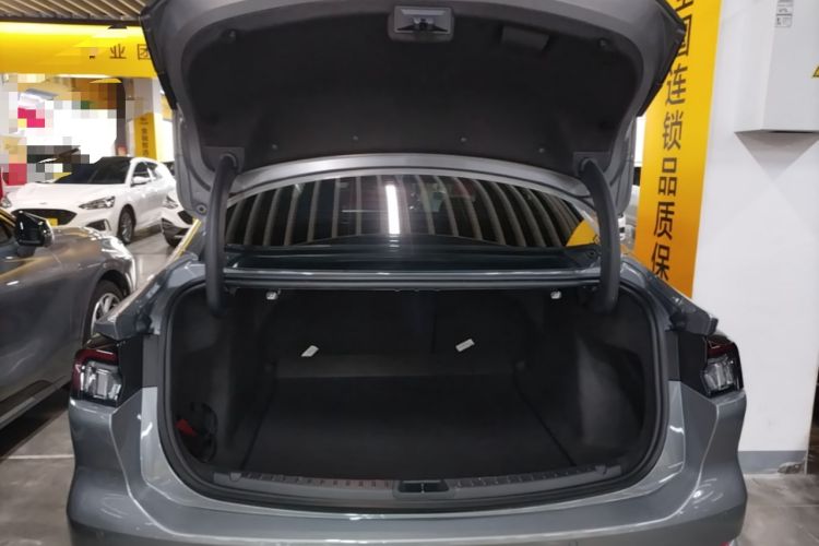 Used Ford Mondeo 2025 1.5T EcoBoost Luxury Version Trunk