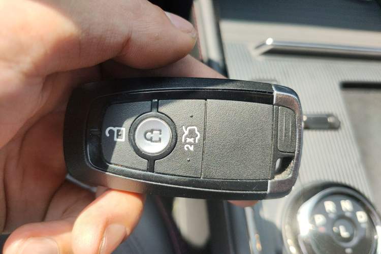 Used Ford Mondeo 2025 1.5T EcoBoost Comfort Version Vehicle Key