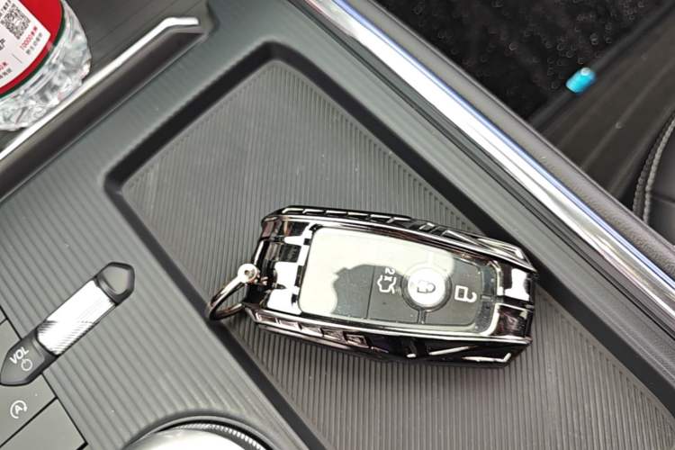 Used Ford Mondeo 2025 1.5T EcoBoost Luxury Version Vehicle Key