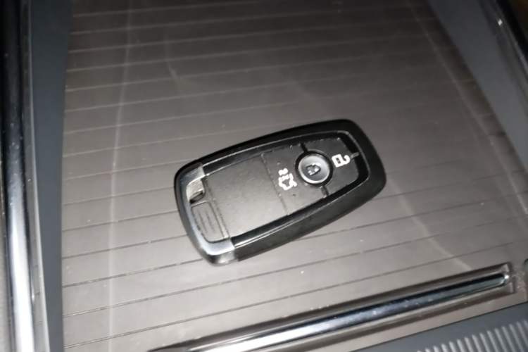 Used Ford Mondeo 2025 1.5T EcoBoost Luxury Version Vehicle Key