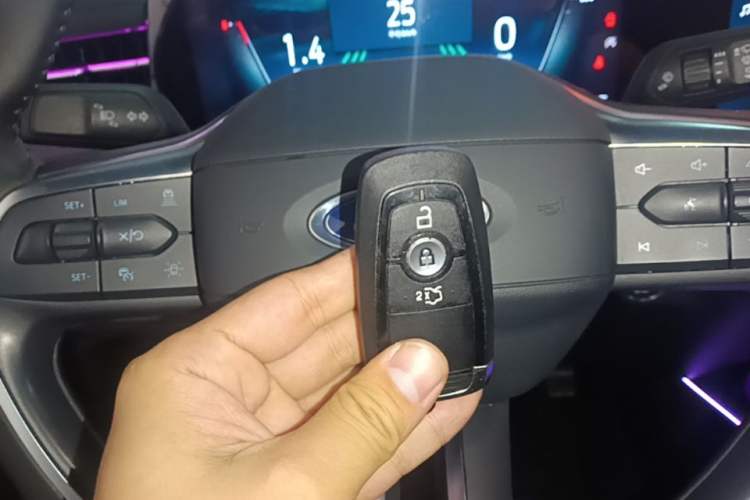 Used Ford Mondeo 2025 2.0T EcoBoost Ultimate Edition Vehicle Key