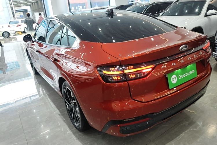 Used Ford Mondeo 2025 2.0T EcoBoost Ultimate Edition Rear Left 45 Deg