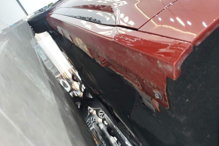 Used Ford Mondeo 2025 2.0T EcoBoost Ultimate Edition Right Side Sill