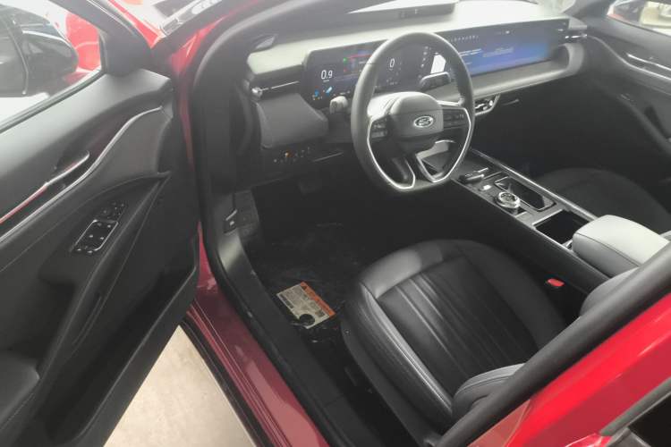 Used Ford Mondeo 2025 2.0T EcoBoost Ultimate Edition Driver Seat