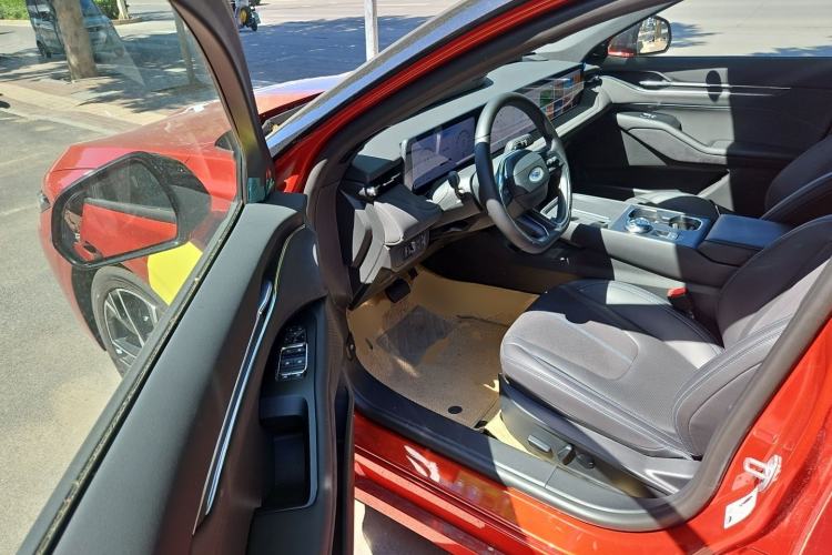 Used Ford Mondeo 2025 2.0T EcoBoost Ultimate Edition Driver Seat