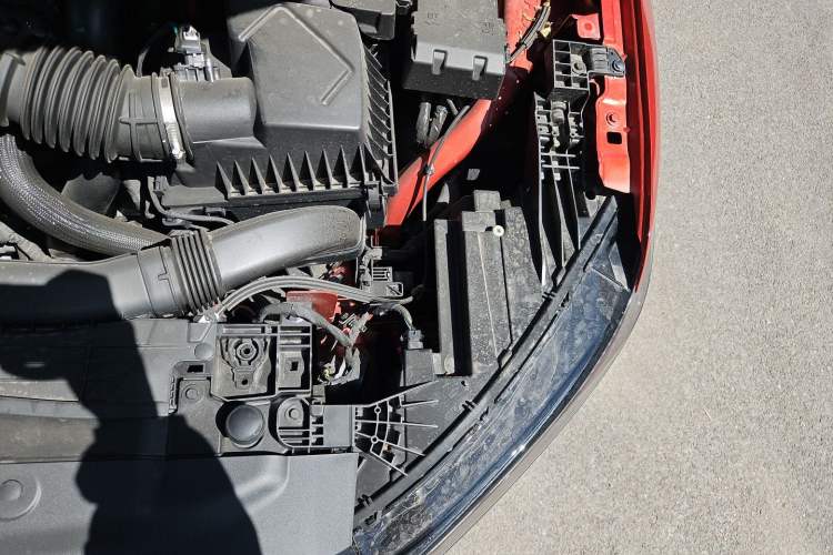 Used Ford Mondeo 2025 2.0T EcoBoost Ultimate Edition Engine Bay Left