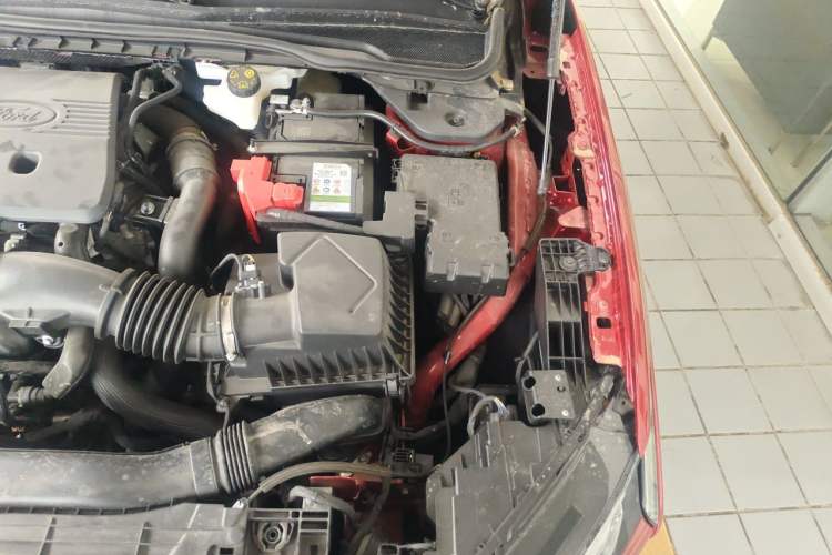Used Ford Mondeo 2025 2.0T EcoBoost Ultimate Edition Engine Bay Left
