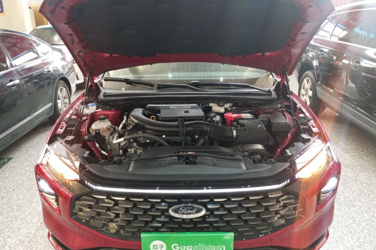 Used Ford Mondeo 2025 2.0T EcoBoost Ultimate Edition Engine Bay