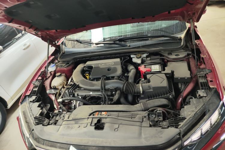 Used Ford Mondeo 2025 2.0T EcoBoost Ultimate Edition Engine Bay