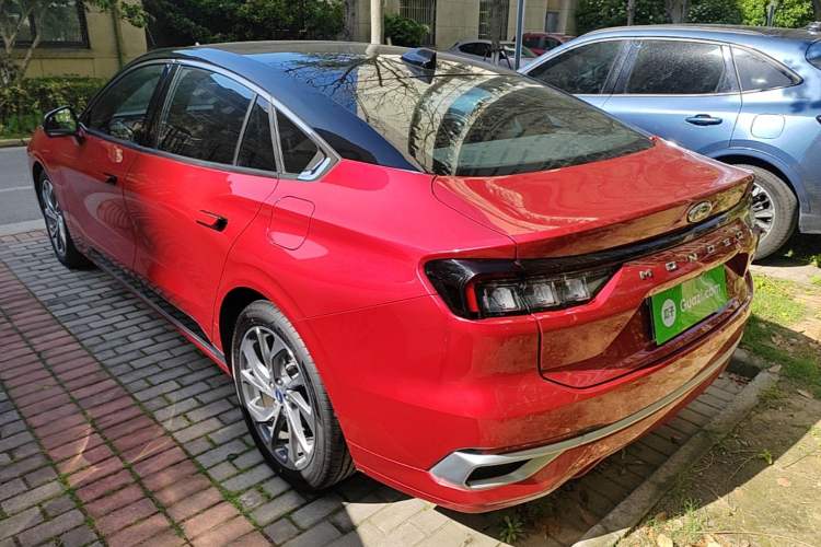 Used Ford Mondeo 2025 2.0T EcoBoost Ultimate Edition Exterior 2