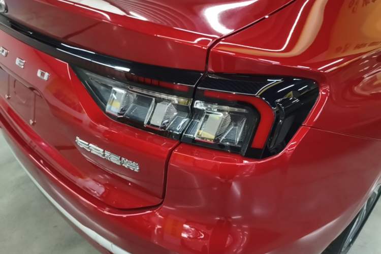 Used Ford Mondeo 2025 2.0T EcoBoost Ultimate Edition Exterior 3