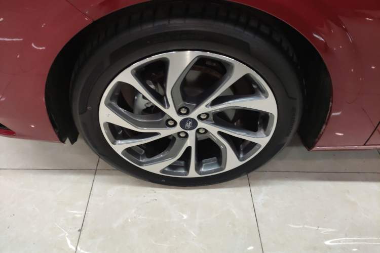 Used Ford Mondeo 2025 2.0T EcoBoost Ultimate Edition Exterior 4