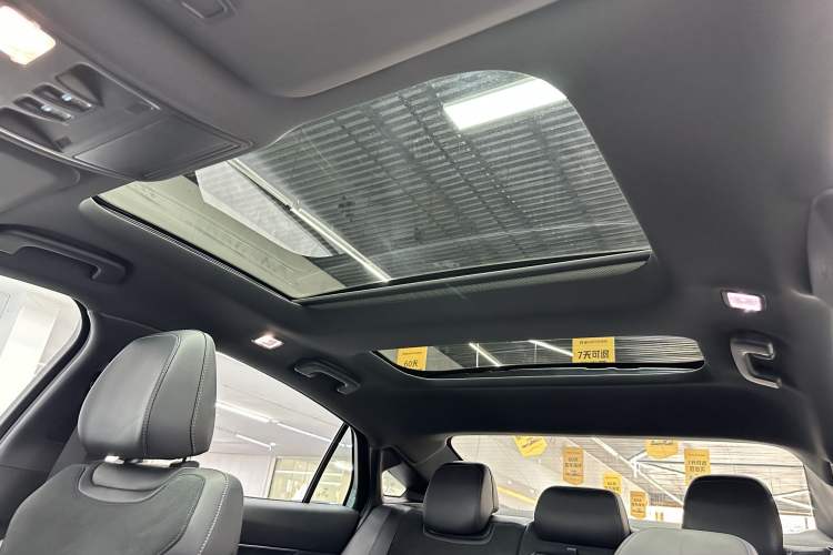 Used Ford Mondeo 2025 2.0T EcoBoost Ultimate Edition Headliner