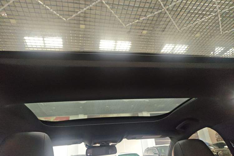 Used Ford Mondeo 2025 2.0T EcoBoost Ultimate Edition Headliner