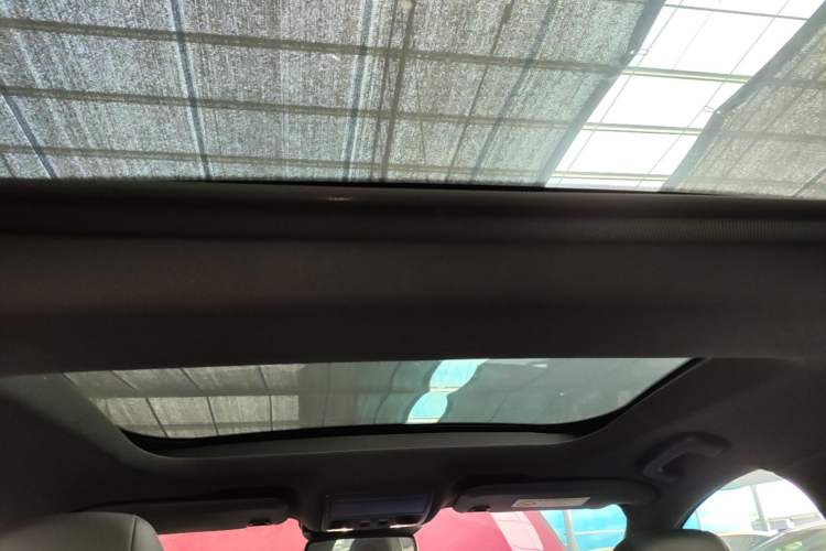 Used Ford Mondeo 2025 2.0T EcoBoost Ultimate Edition Headliner