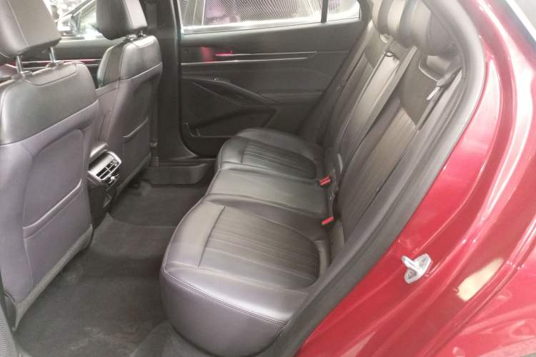 Used Ford Mondeo 2025 2.0T EcoBoost Ultimate Edition Interior 4
