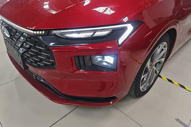 Used Ford Mondeo 2025 2.0T EcoBoost Ultimate Edition Left Front Headlight