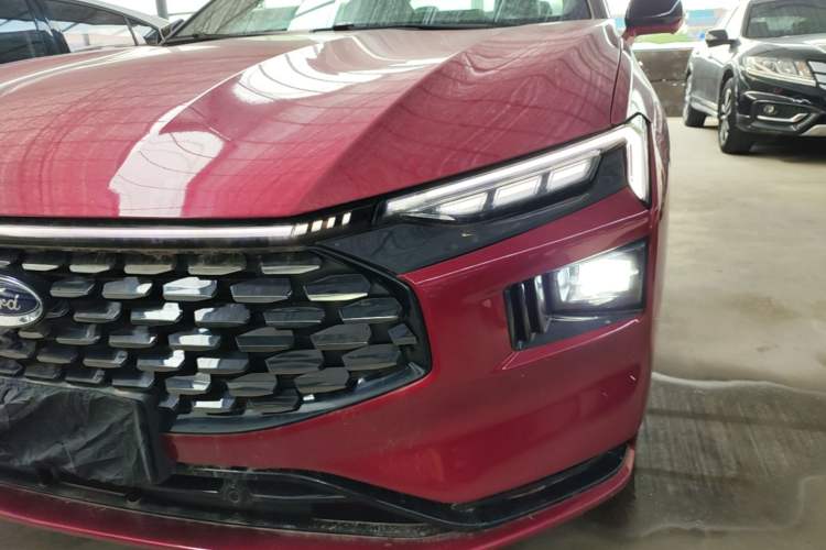 Used Ford Mondeo 2025 2.0T EcoBoost Ultimate Edition Left Front Headlight