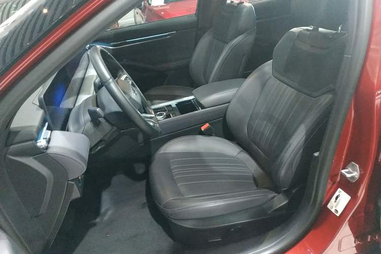 Used Ford Mondeo 2025 2.0T EcoBoost Ultimate Edition Left Front Seat