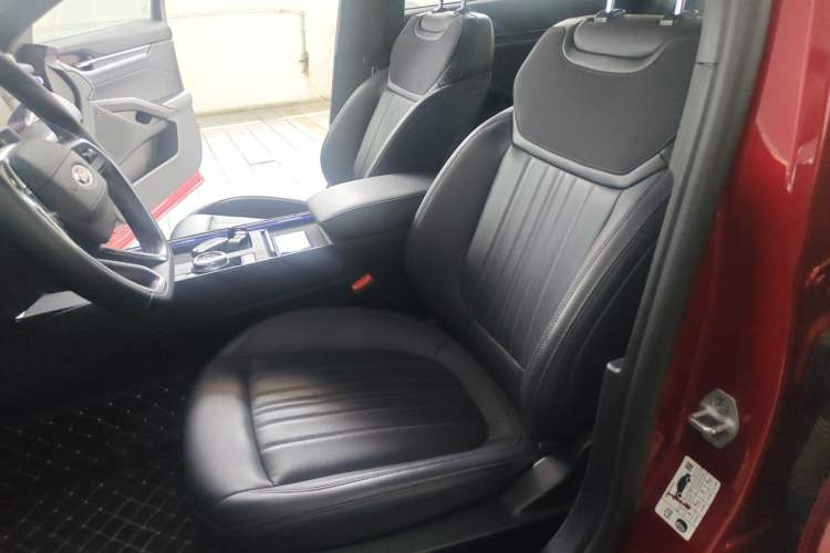 Used Ford Mondeo 2025 2.0T EcoBoost Ultimate Edition Left Front Seat