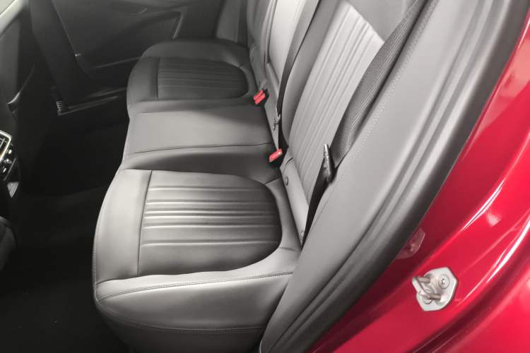 Used Ford Mondeo 2025 2.0T EcoBoost Ultimate Edition Left Rear Seat