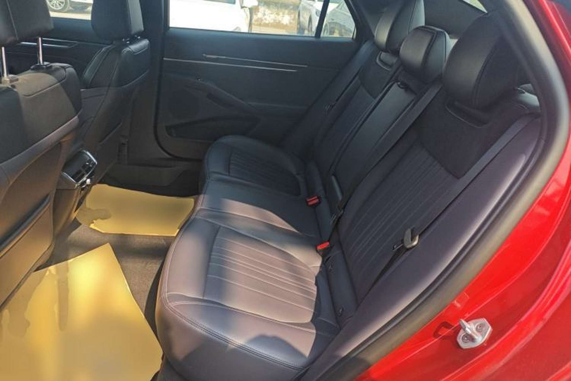 Used Ford Mondeo 2025 2.0T EcoBoost Ultimate Edition Left Rear Seat