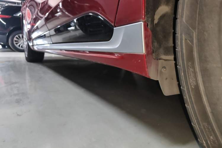 Used Ford Mondeo 2025 2.0T EcoBoost Ultimate Edition Left Side Sill