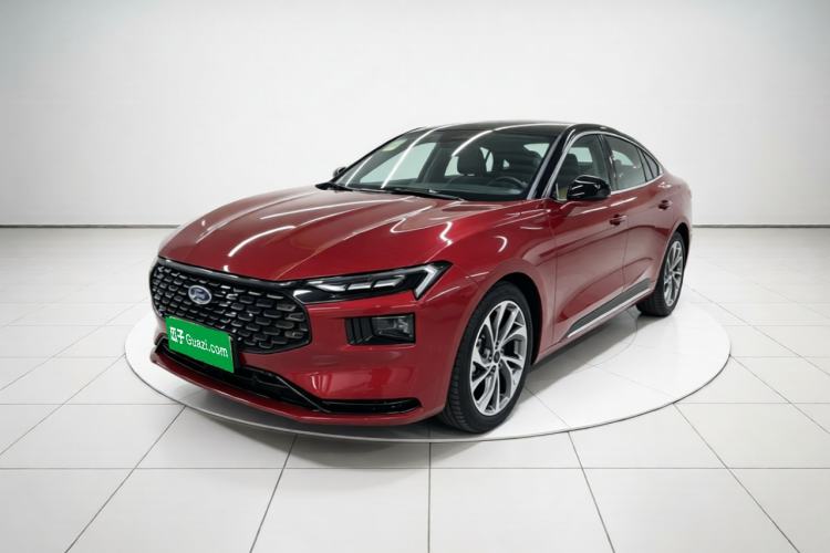 Ford Mondeo 2025 2.0T EcoBoost Ultimate Edition