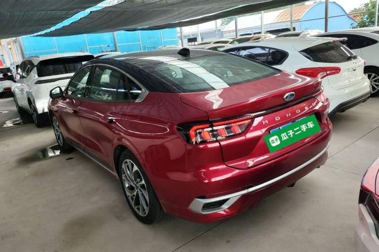 Used Ford Mondeo 2025 2.0T EcoBoost Ultimate Edition Rear Left 45 Deg
